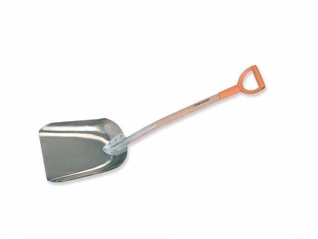 Лопата для уборки снега Fiskars 1300 AA
