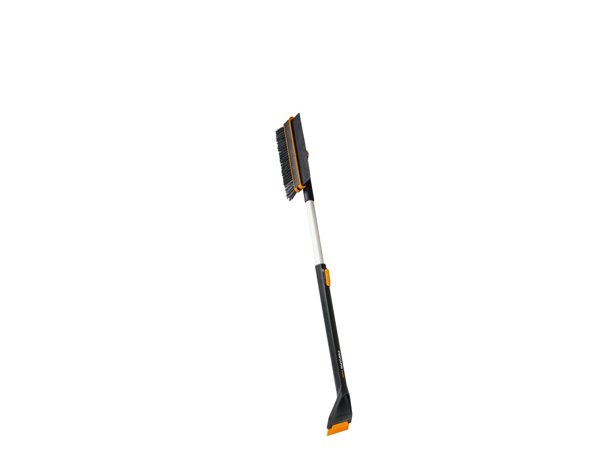 Щетка для снега со скребком телескопическая X-series FISKARS (1078492)