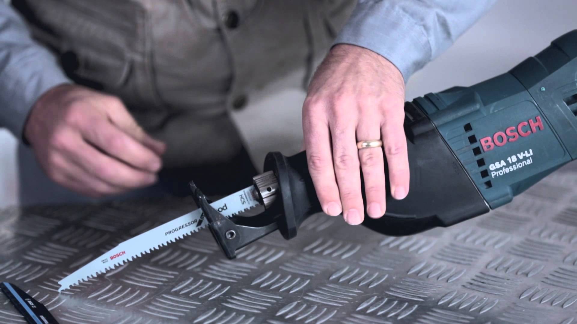 Сабельная пила Bosch GSA 18 V-LI Professional