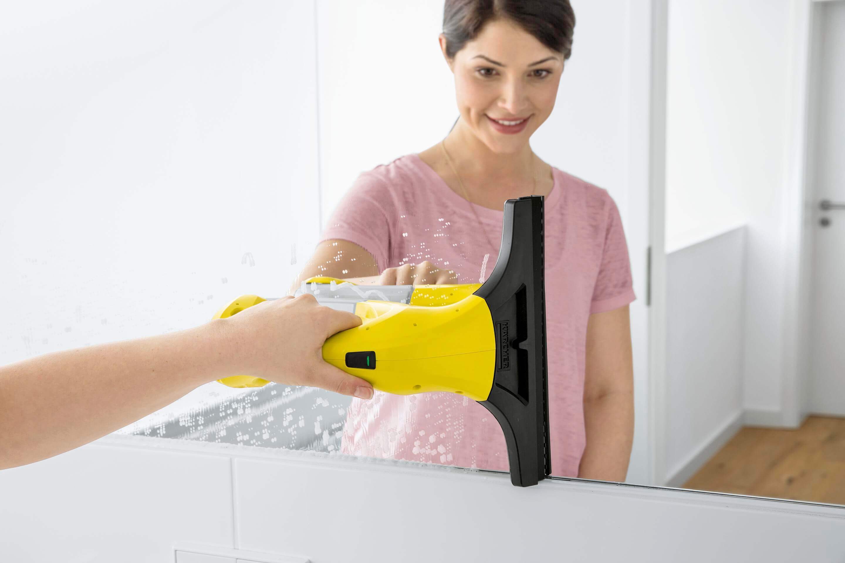 Стеклоочиститель Karcher WV 1