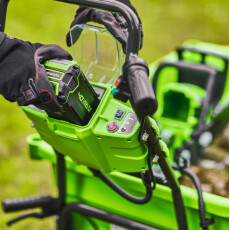 Тележка аккумуляторная самоходная Greenworks G40GC