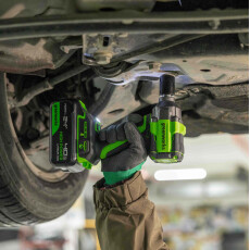 Аккумуляторный ударный гайковерт Greenworks IW5500K5 24В (АКБ 5Ач + ЗУ)