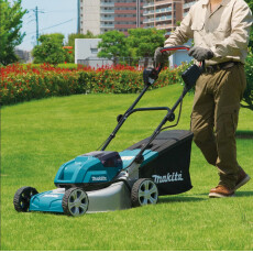 Газонокосилка аккумуляторная MAKITA DLM 460 Z