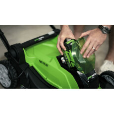 Аккумуляторная газонокосилка Greenworks G40LM41