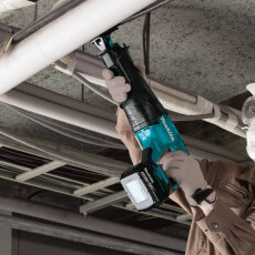 Аккумуляторная сабельная пила MAKITA LXT DJR 187 RT в кейсе