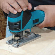 Лобзик электрический MAKITA 4351FCTJ в кейсе