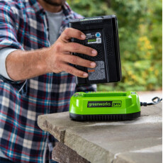 Зарядное устройство Greenworks G60C 60В