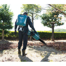 Аккумуляторная воздуходувка MAKITA XGT UB003CZ