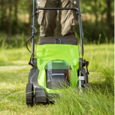 Аккумуляторная газонокосилка Greenworks G40LM35K4 40В (в комплекте АКБ + ЗУ)