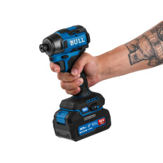 Аккумуляторный ударный гайковерт BULL CID 2218 XLTpro SET (АКБ 4Ач + ЗУ)