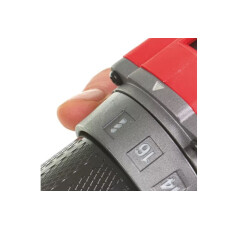 Аккумуляторная дрель-шуруповерт Milwaukee M12 FDD-202X