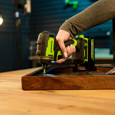 Винтоверт ударный аккумуляторный Greenworks ID3170 24В (Без АКБ и ЗУ)