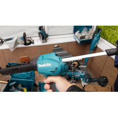 Аккумуляторный пистолет для герметика MAKITA DCG 180 Z в кор.