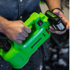 Домкрат гидравлический аккумуляторный Greenworks G24JACK 24V (без АКБ и ЗУ)