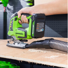 Лобзик аккумуляторный Greenworks GD24JS120 24В (АКБ 2Ач + ЗУ)