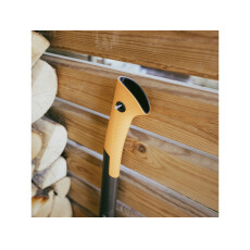 Топор универсальный X18 FISKARS