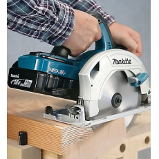Аккумуляторная циркулярная пила MAKITA DHS 710 Z в кор.