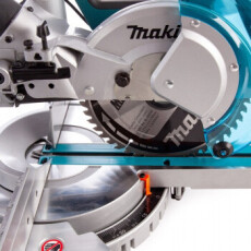Торцовочная пила MAKITA LS 0815 FLN в кор.