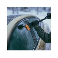 Щетка для снега 47см со скребком Solid FISKARS (1078496)