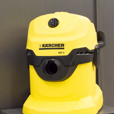 Пылесос Karcher WD 4