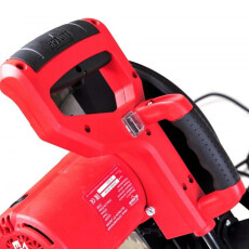 Торцовочная пила Elitech ПТ 1825К