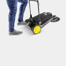 Подметальная машина Karcher S 4 Twin Plus