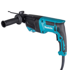 Перфоратор MAKITA HR 2670 в чем.