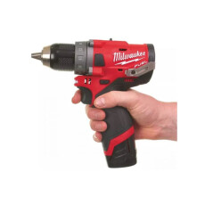 Аккумуляторная дрель-шуруповерт Milwaukee M12 FDD-202X