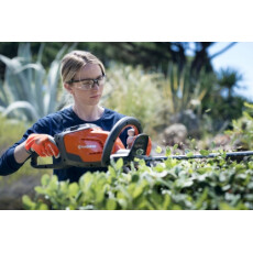 Аккумуляторные ножницы Husqvarna 215iHD45