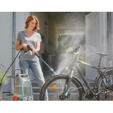 Мойка высокого давления аккумуляторная AquaClean Li-40/60 Gardena