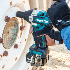 Аккумуляторный ударный гайковерт MAKITA LXT DTW700RT1J в кейсе (АКБ 5Ач + ЗУ)