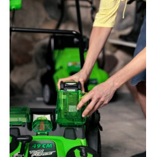 Аккумуляторная газонокосилка Greenworks G40LM49DBK4 40V (АКБ+ЗУ)