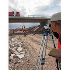 Нивелир оптический BOSCH GOL 20 D в кейсе