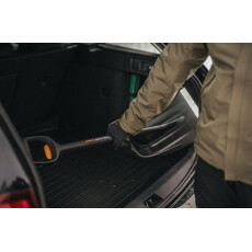 Лопата снеговая автомобильная телескопическая X-series FISKARS (987x280)