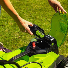Аккумуляторная газонокосилка Greenworks G24X2LM41K2X 2x24В (в комплекте 2АКБ + Двойное ЗУ)