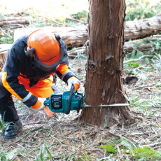 Аккумуляторная пила цепная MAKITA XGT UC025GZ