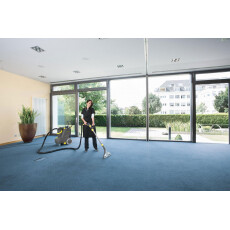 Моющий пылесос Karcher PUZZI 30/4