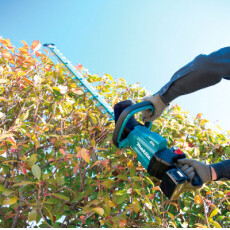Аккумуляторный кусторез MAKITA DUH 502 Z