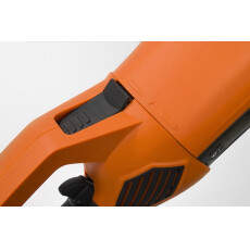Угловая шлифмашина DAEWOO DAG 2600-230