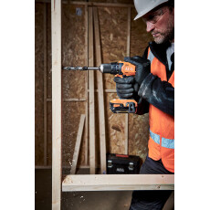 Аккумуляторная дрель-шуруповерт AEG BS18G4-202C (2 АКБ 2Ач + ЗУ)