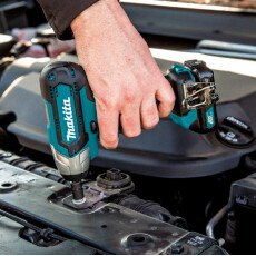 Гайковерт ударный Makita TW 160 DWAE в чемодане