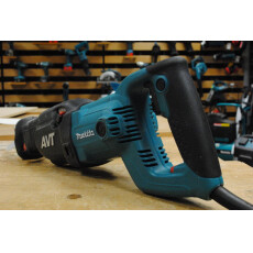 Сабельная пила MAKITA JR 3070 CT в чем. + 3 пильных полотна