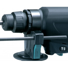 Перфоратор MAKITA HR 2300 в чем.