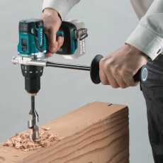 Аккумуляторная дрель-шуруповерт MAKITA LXT DDF 486 Z