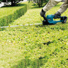 Аккумуляторный кусторез MAKITA LXT DUH607F001 (АКБ 3Ач + ЗУ)