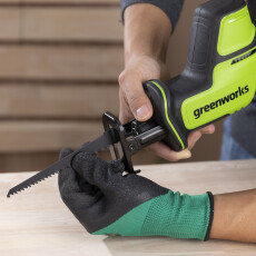 Аккумуляторная сабельная пила бесщеточная Greenworks GPT-СRS-25 24В (АКБ 4Ач + ЗУ)