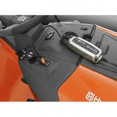 Садовый мини-трактор Husqvarna TC 142T