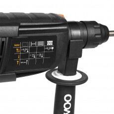 Перфоратор DAEWOO Power DAH 820