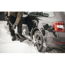 Лопата снеговая автомобильная телескопическая X-series FISKARS (987x280)