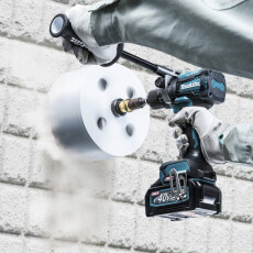 Аккумуляторная дрель-шуруповерт MAKITA XGT DF 001 GZ в коробке